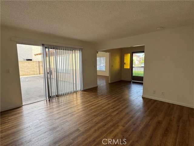 2307 Cartlen Dr - Photo 5 of 8