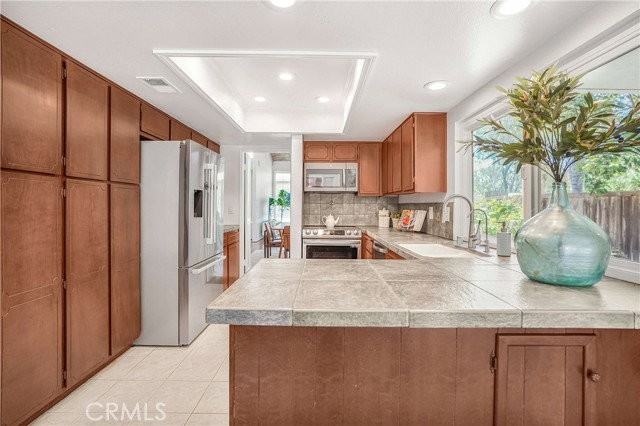 5022 Tamarack Way - Photo 5 of 8