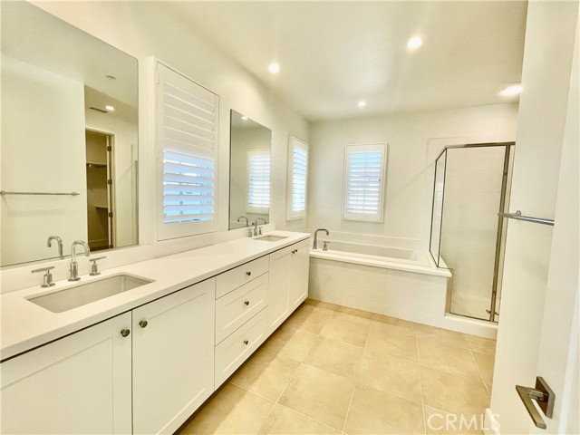 125 Avento - Photo 5 of 8
