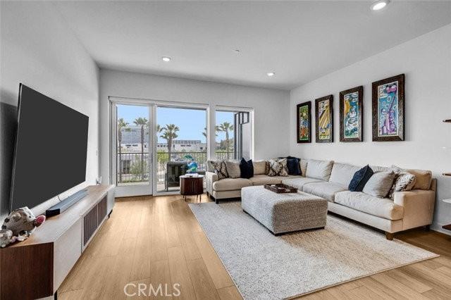 2307 Rivington - Photo 3 of 8