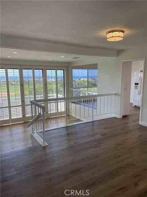 8 Land Fall Ct - Photo 3 of 8