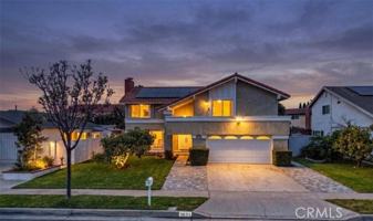 featured image of 3631 Claremont St