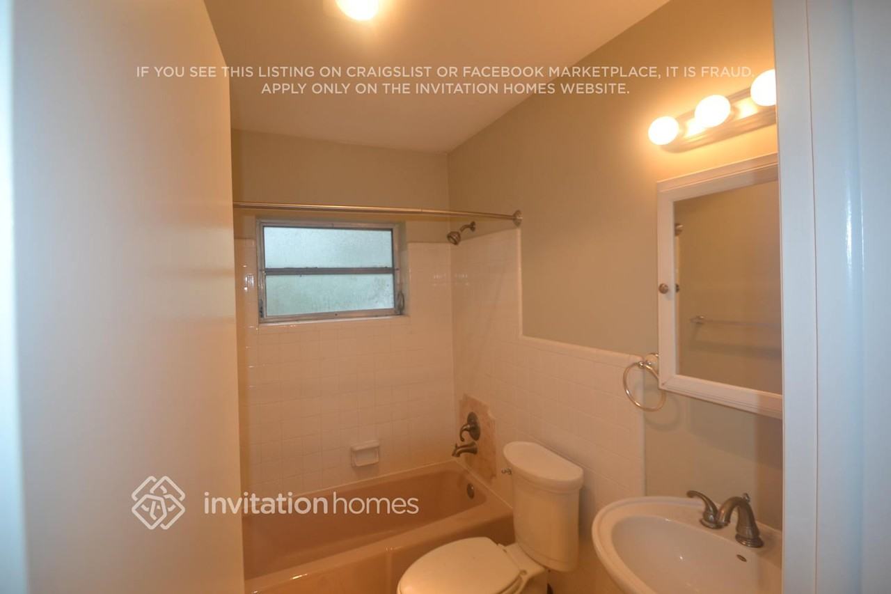 6010 Ne 14th Rd - Photo 7 of 10