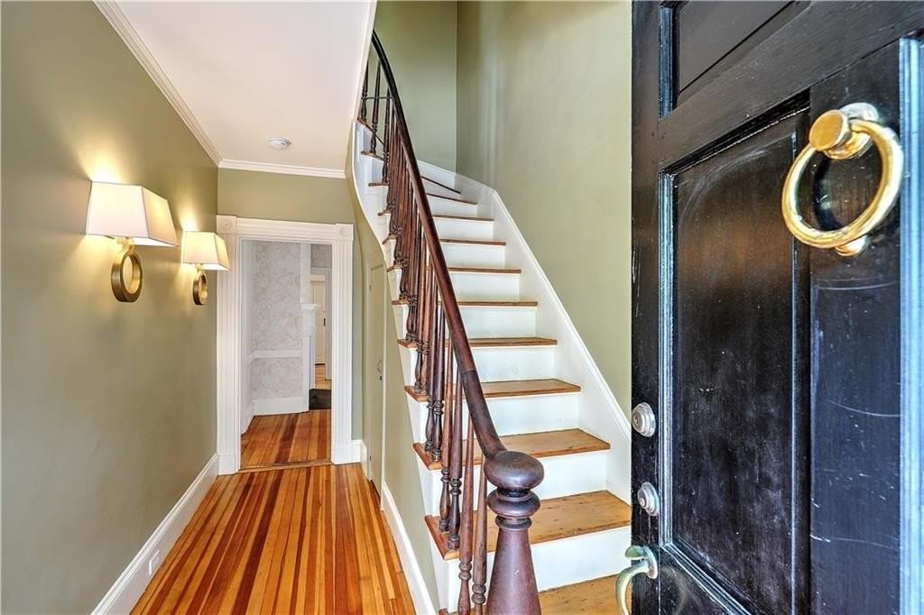 32 Jenckes St - Photo 3 of 38