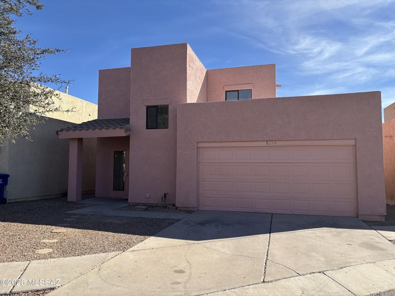 1634 E Calle Grandiosa - Photo 2 of 25