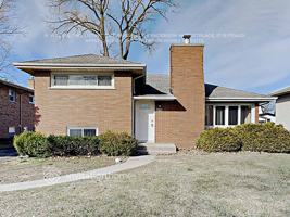 featured image of 9632 Mansfield Ave