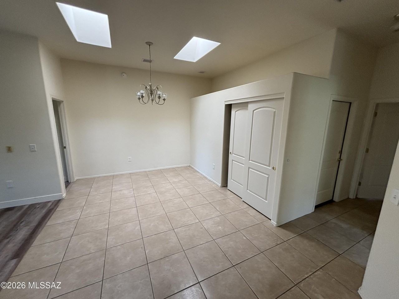 991 W Via De La Fonda - Photo 4 of 21