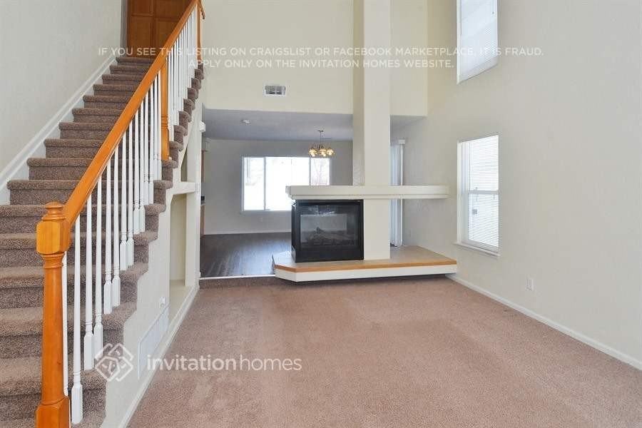 19743 E 49th Ave - Photo 5 of 20