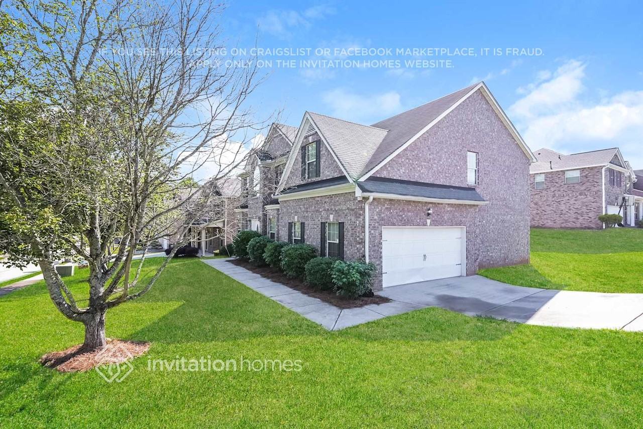 3004 Rochelle Ct - Photo 4 of 18