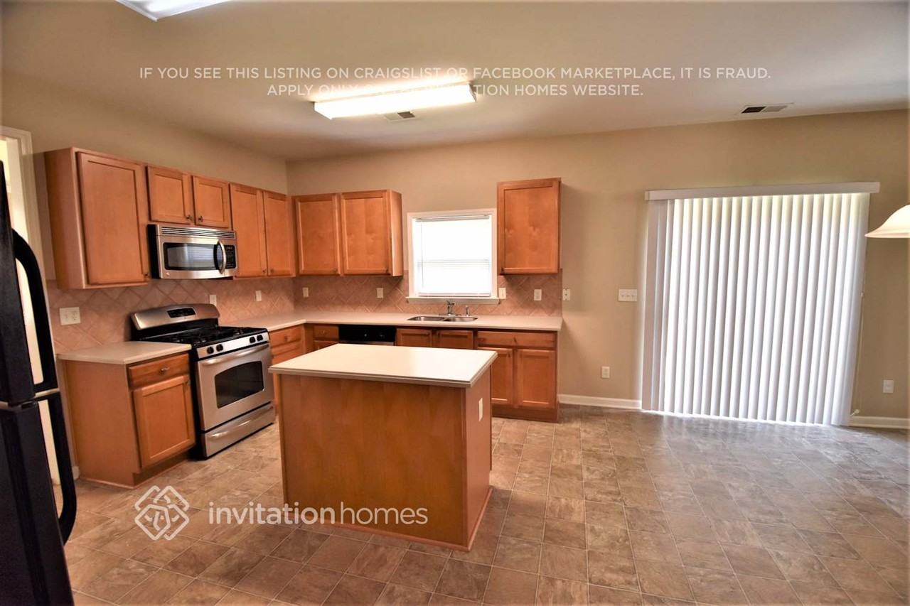 7282 Madison Cir - Photo 5 of 14