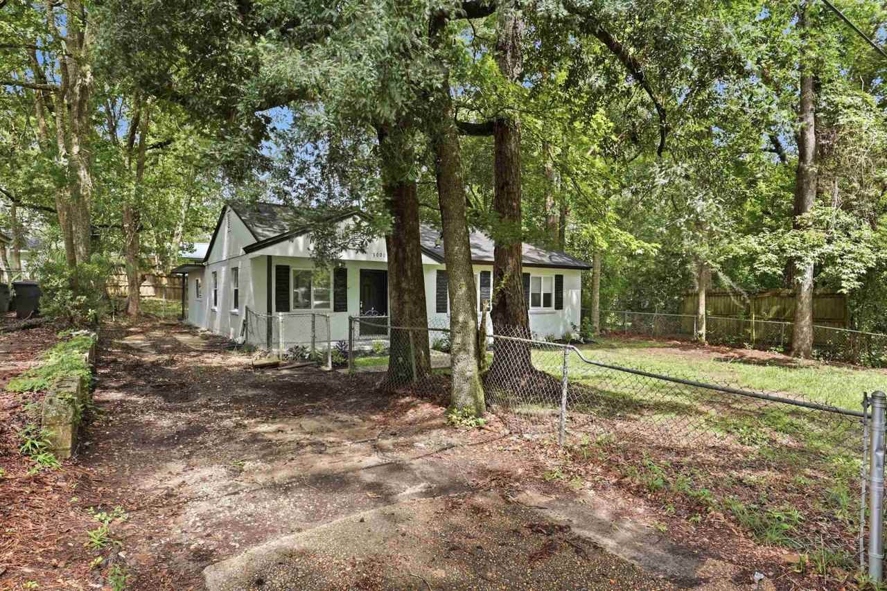 3000 Fairview Dr - Photo 2 of 28