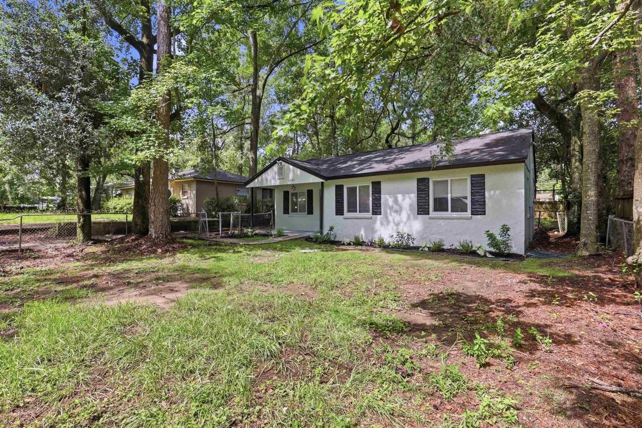 3000 Fairview Dr - Photo 3 of 28