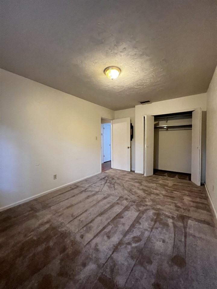 1446 Willow Bend Way #D - Photo 7 of 14