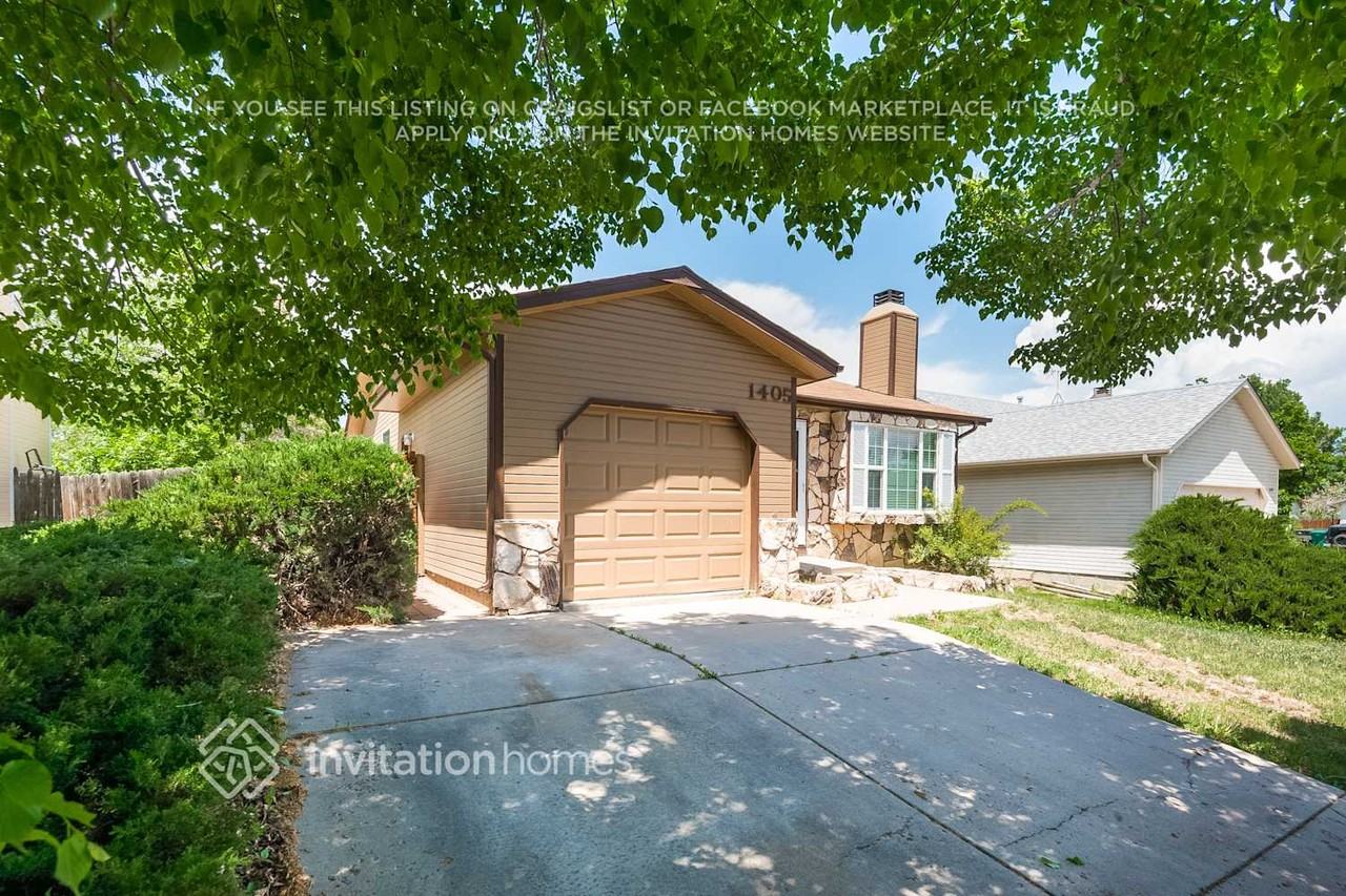 1405 S Biscay Ct - Photo 2 of 20