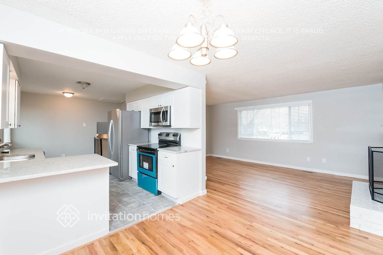 3760 W 95th Pl - Photo 5 of 21