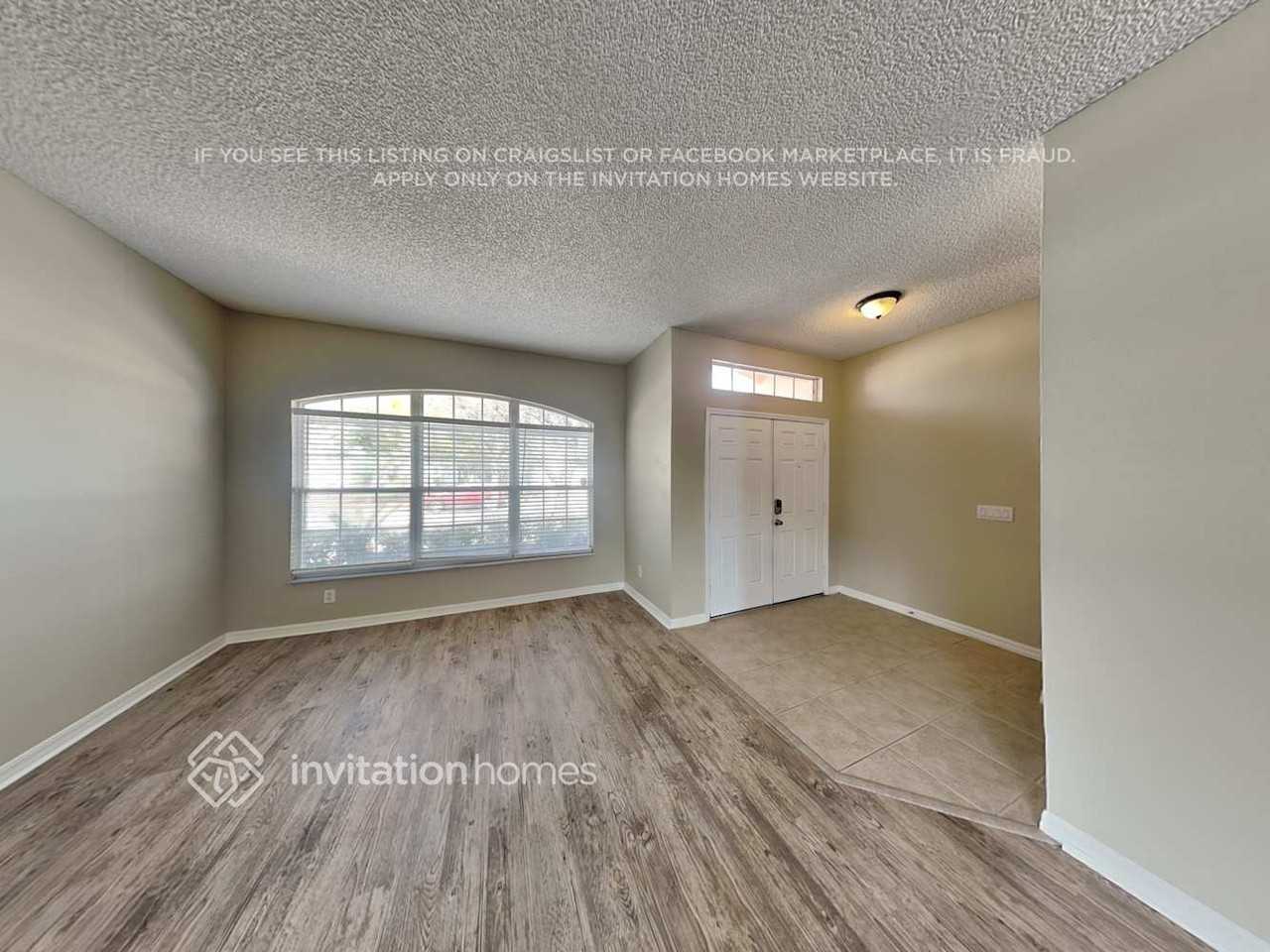 4864 Adair Oak Dr - Photo 3 of 20