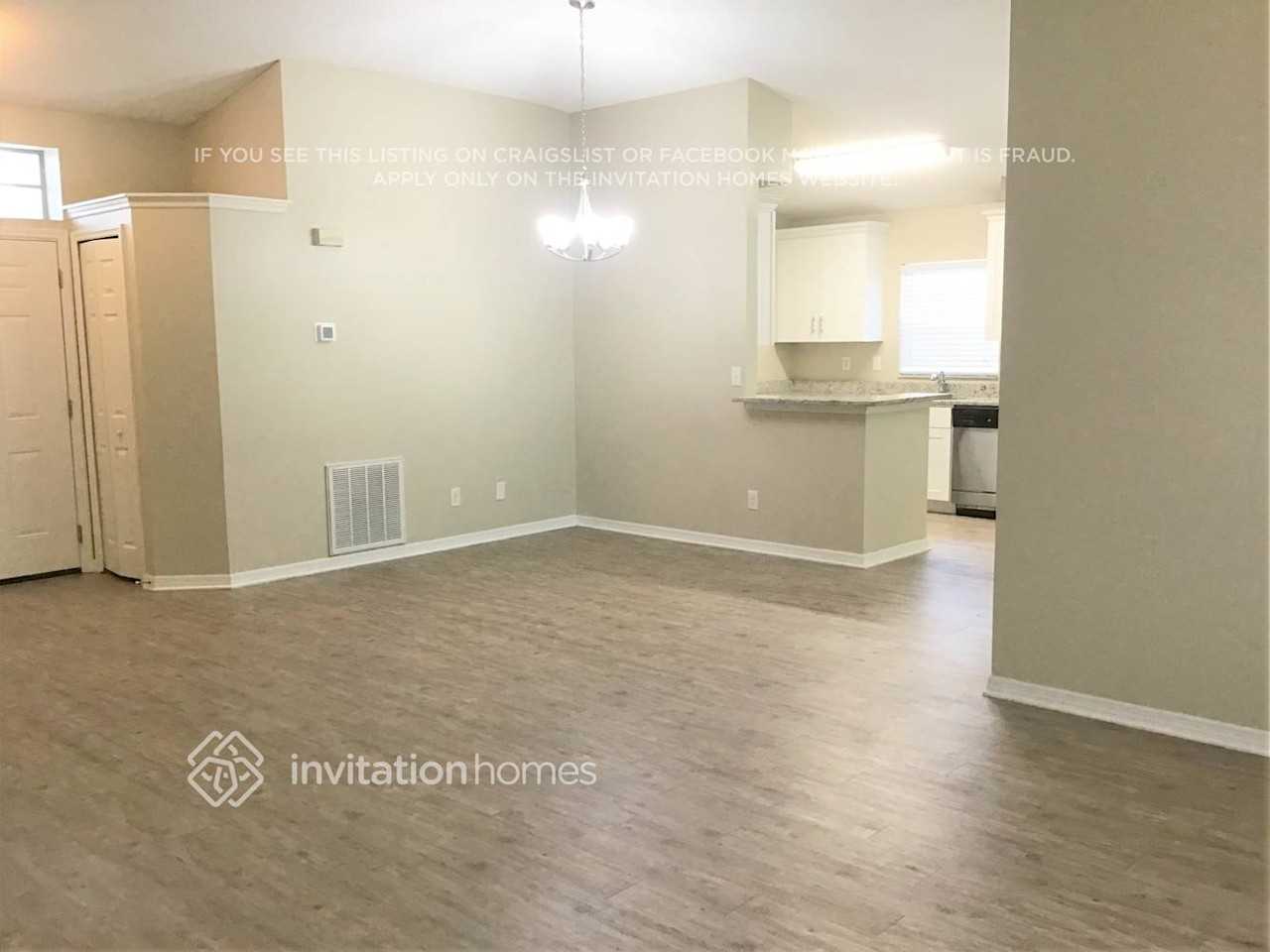 6897 Blackberry Ct - Photo 3 of 13