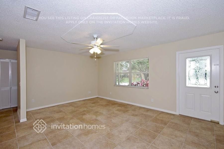 2744 Corbusier Dr - Photo 2 of 16