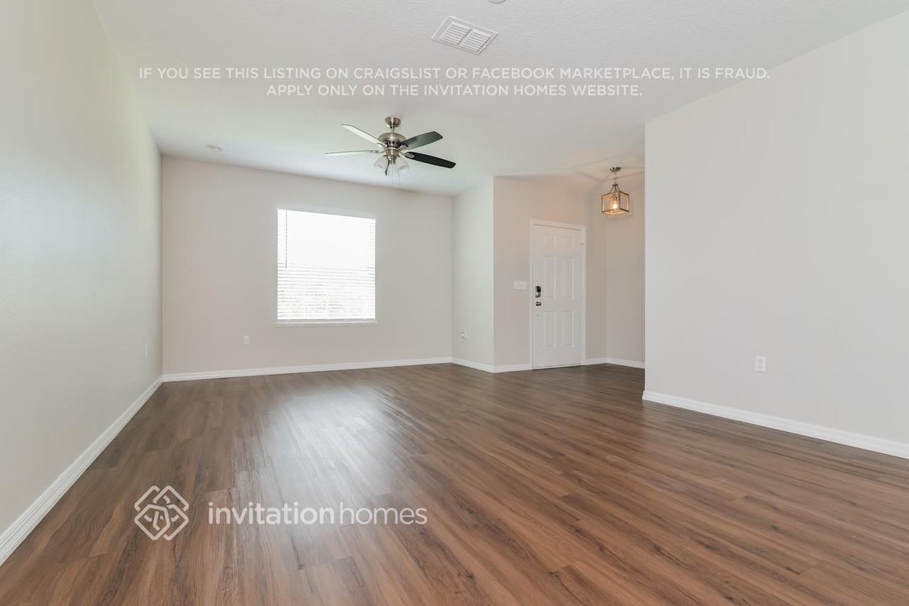 5630 Silver Thistle Ln - Photo 4 of 17