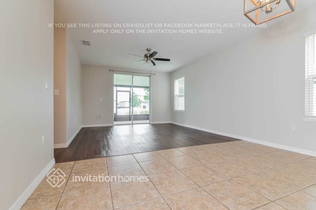 5630 Silver Thistle Ln - Photo 5 of 17