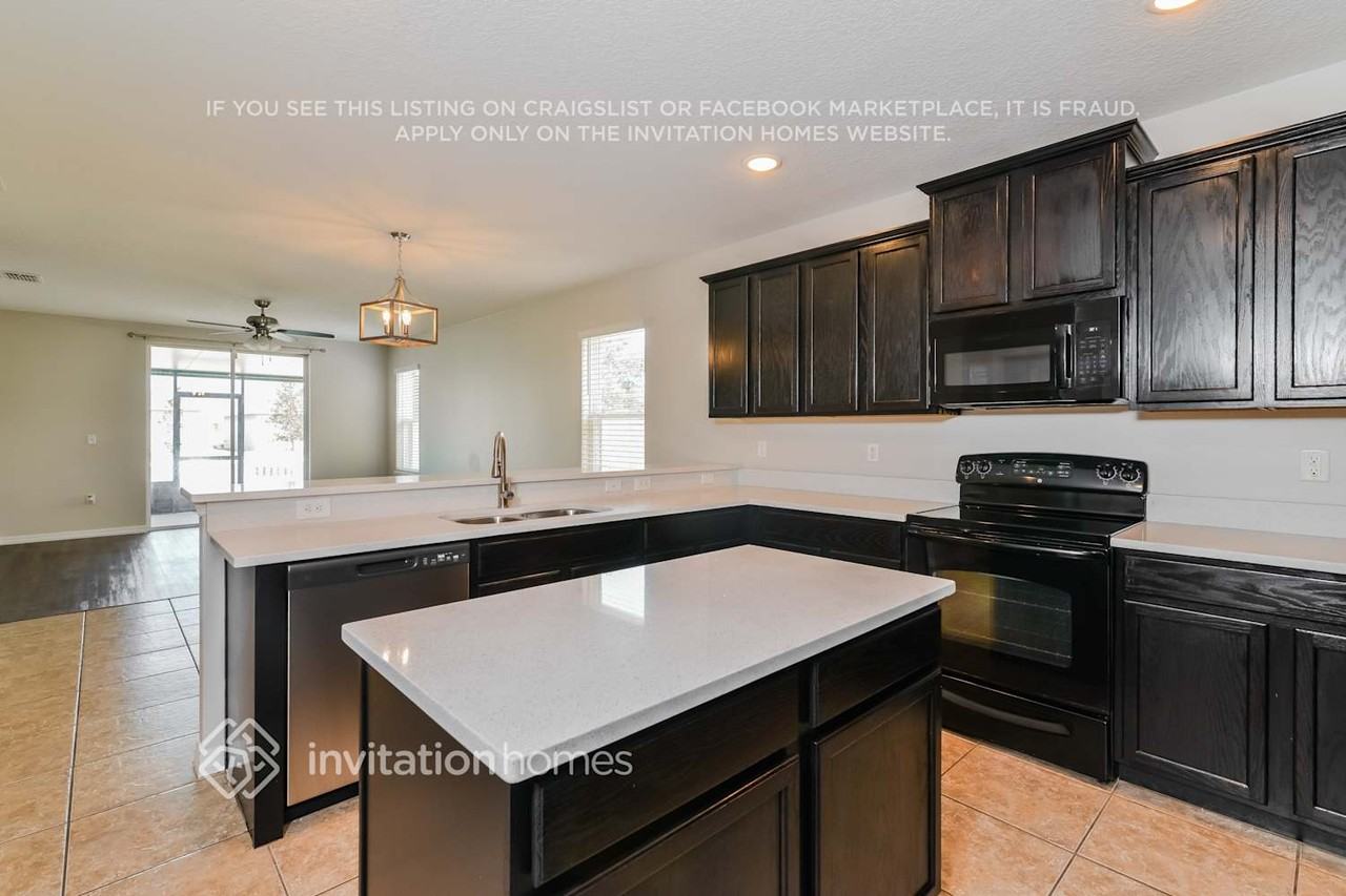 5630 Silver Thistle Ln - Photo 7 of 17