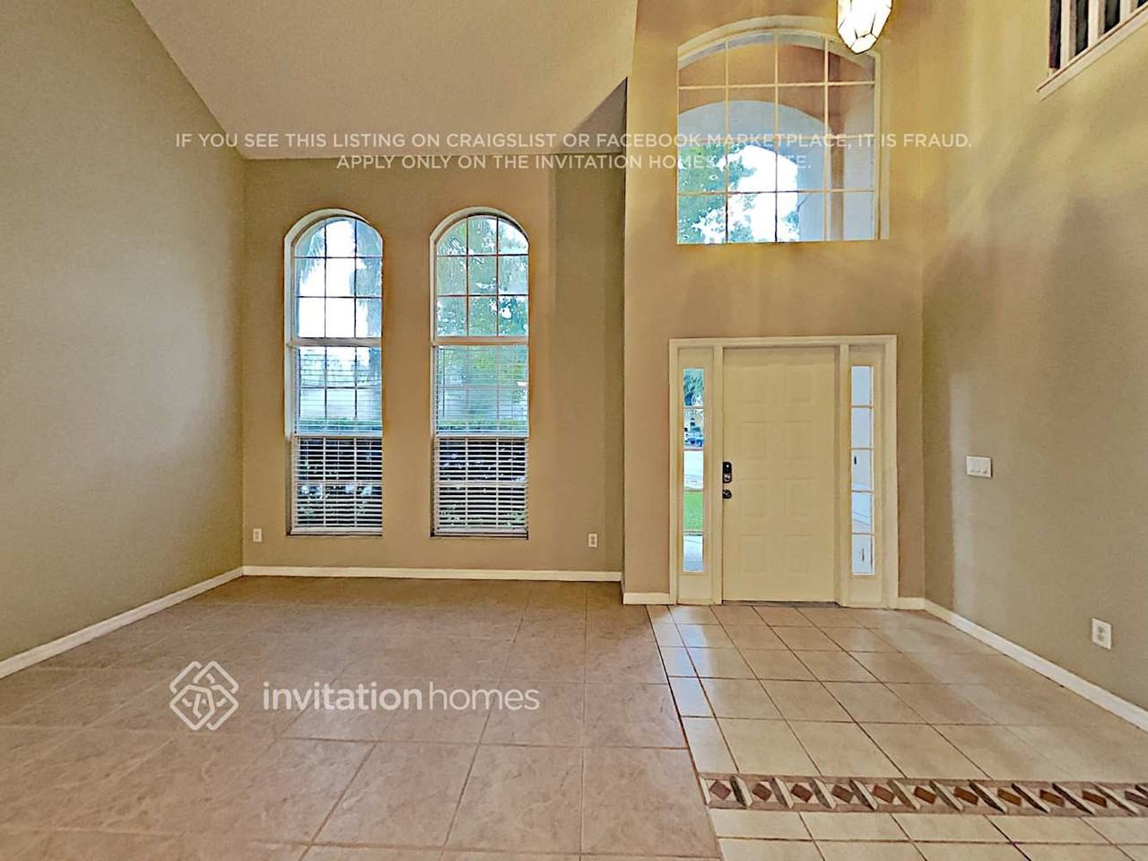 391 Oak Springs Ct - Photo 4 of 22