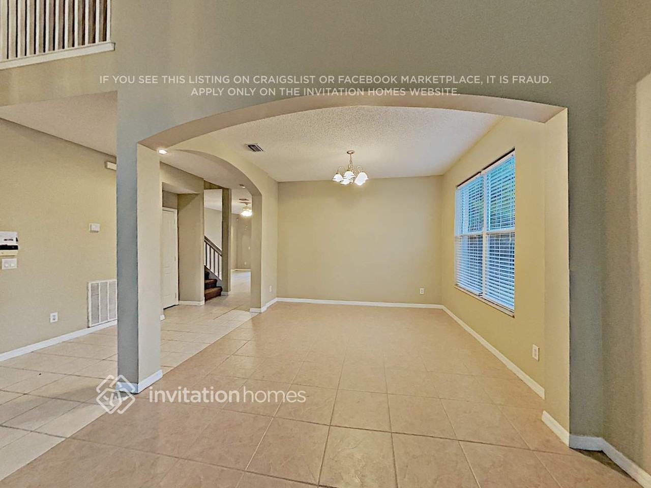 391 Oak Springs Ct - Photo 5 of 22