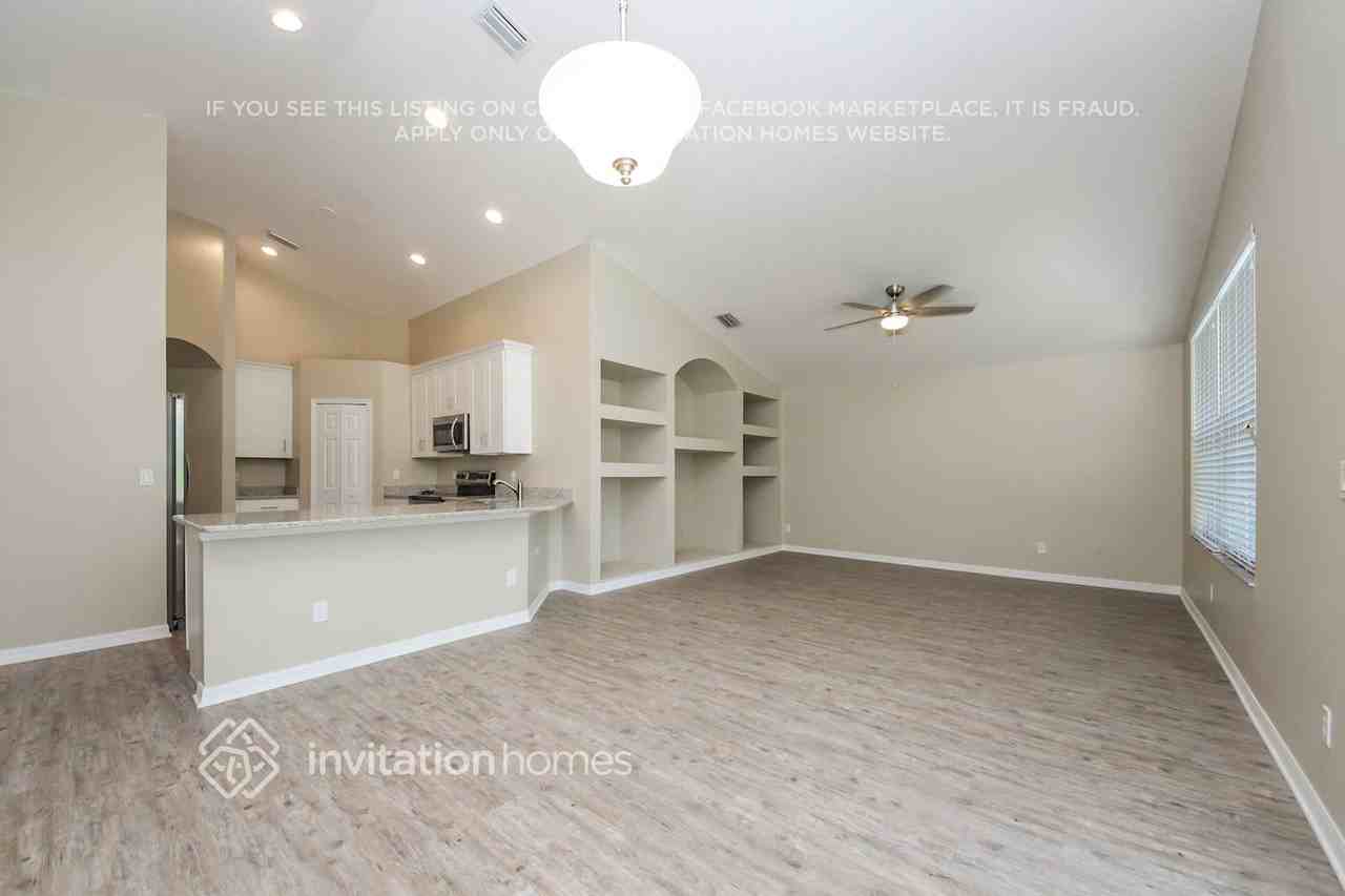 745 Sedgewood Cir - Photo 6 of 21