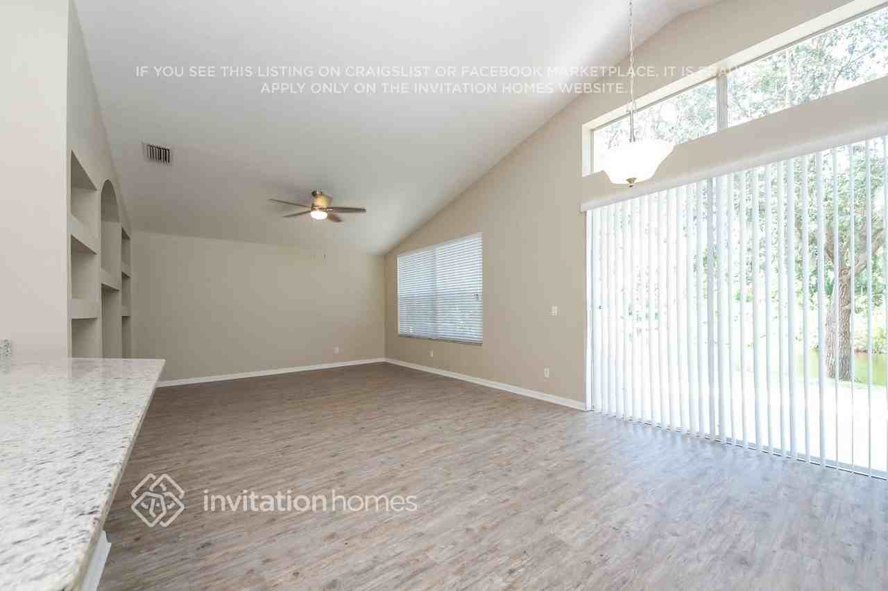 745 Sedgewood Cir - Photo 7 of 21