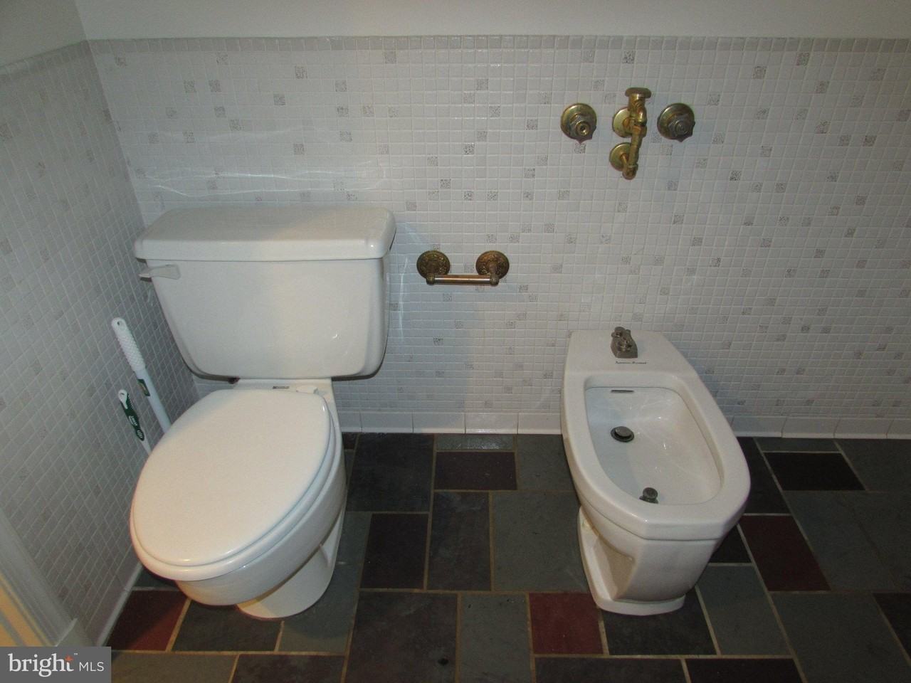 472 Old Orchard Cir - Photo 6 of 32