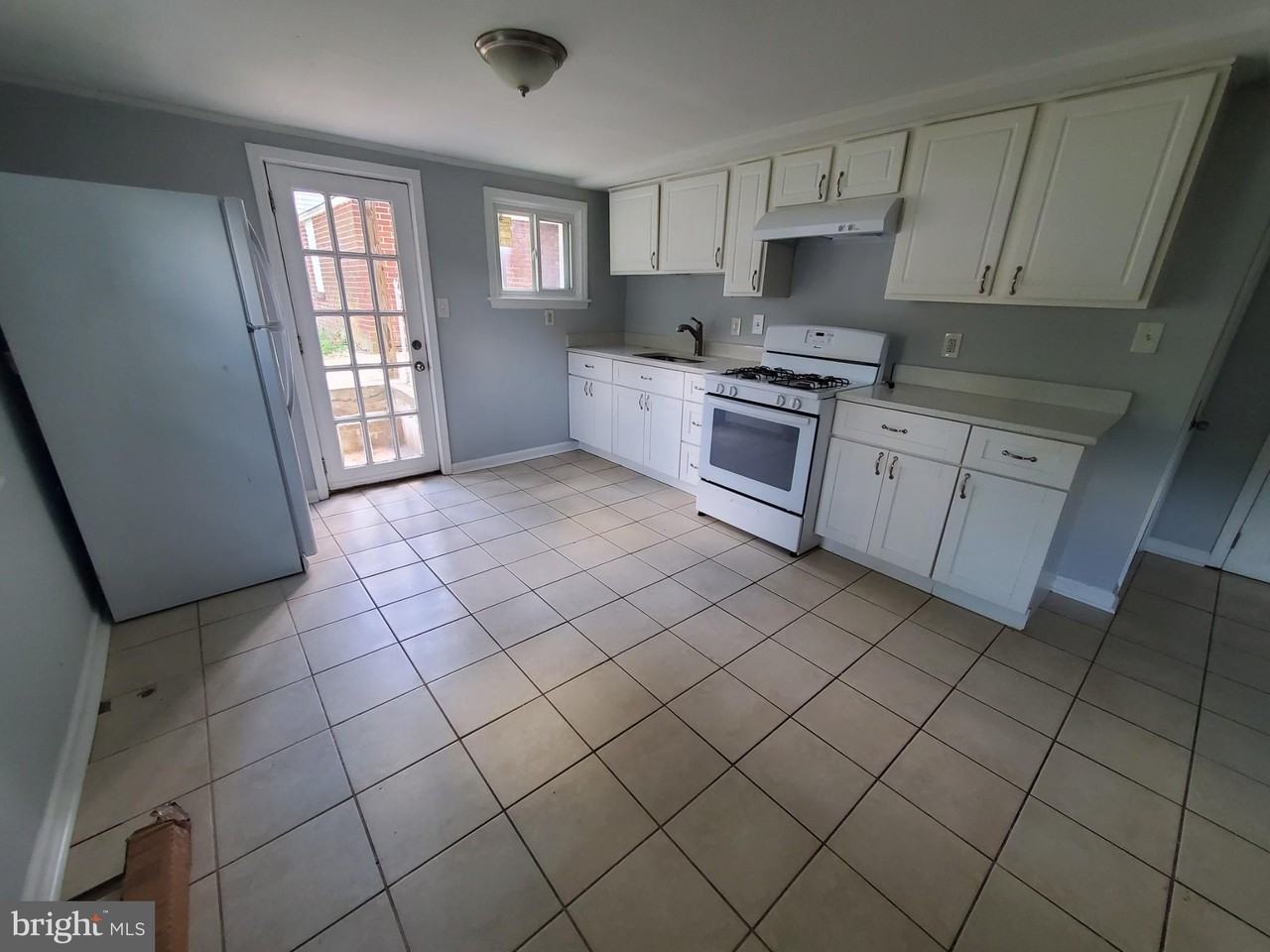 301 Westowne Rd #1 - Photo 6 of 22