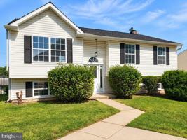 featured image of 8 Rocky Ln