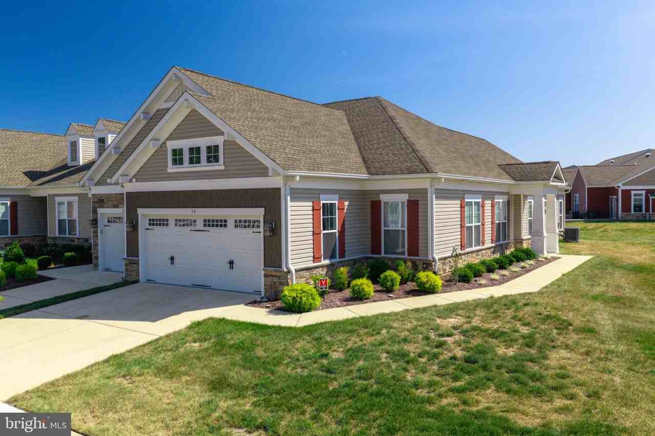14 Camden Cir - Photo 5 of 27