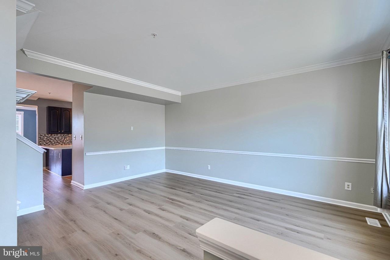 1305 Roman Ridge Way - Photo 3 of 26