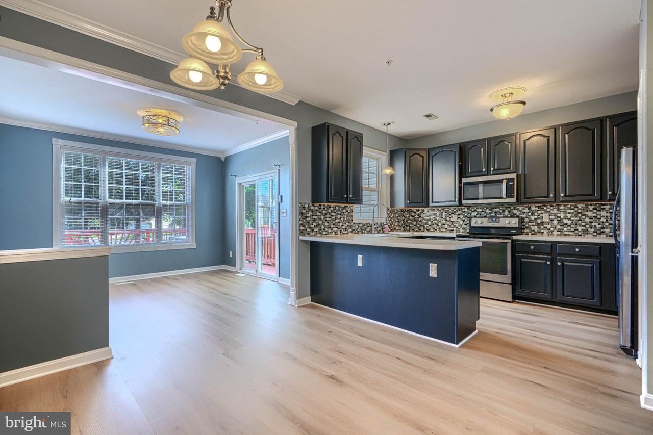 1305 Roman Ridge Way - Photo 7 of 26