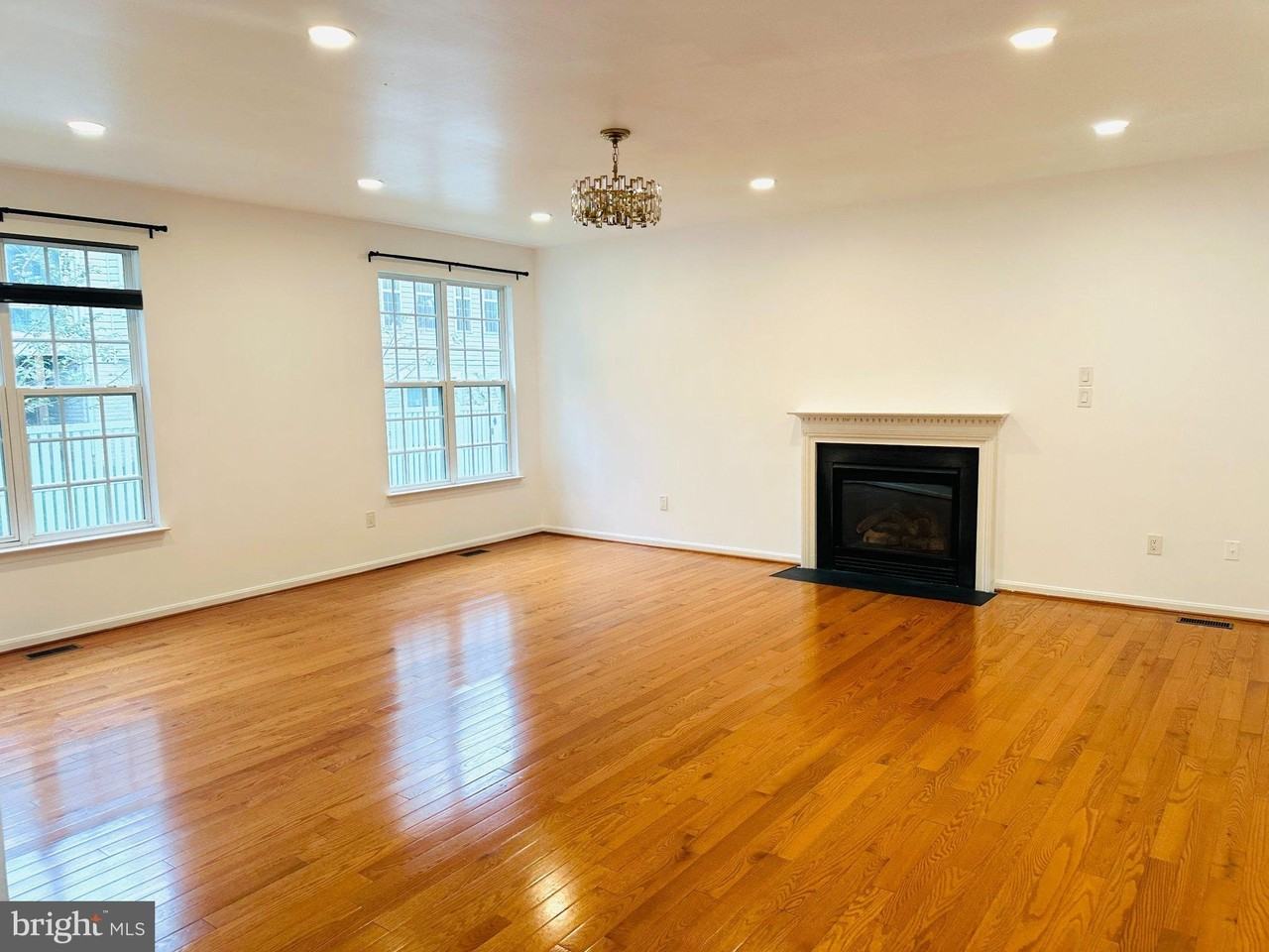 18108 Coachmans Rd - Photo 5 of 27