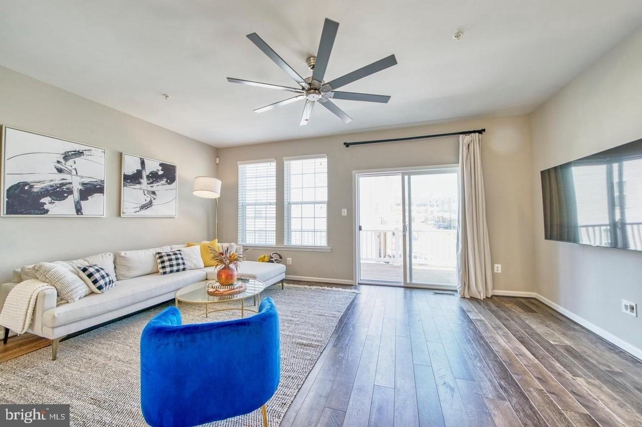 18318 Woodhouse Ln - Photo 6 of 30
