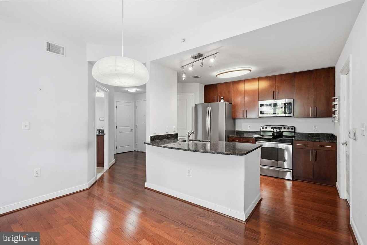 157 Fleet St #304 - Photo 3 of 50