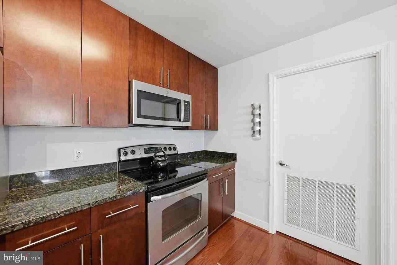157 Fleet St #304 - Photo 4 of 50