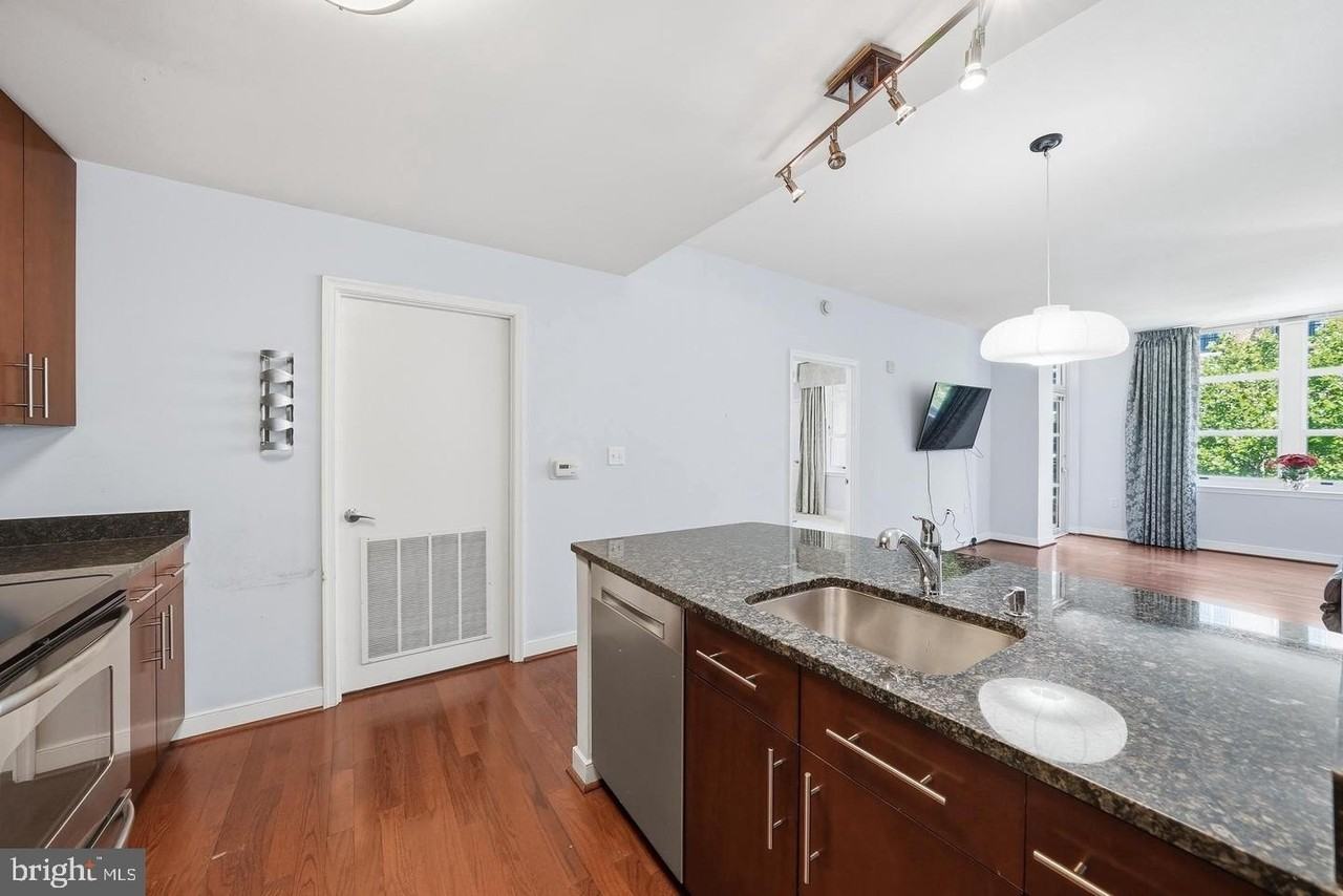 157 Fleet St #304 - Photo 6 of 50