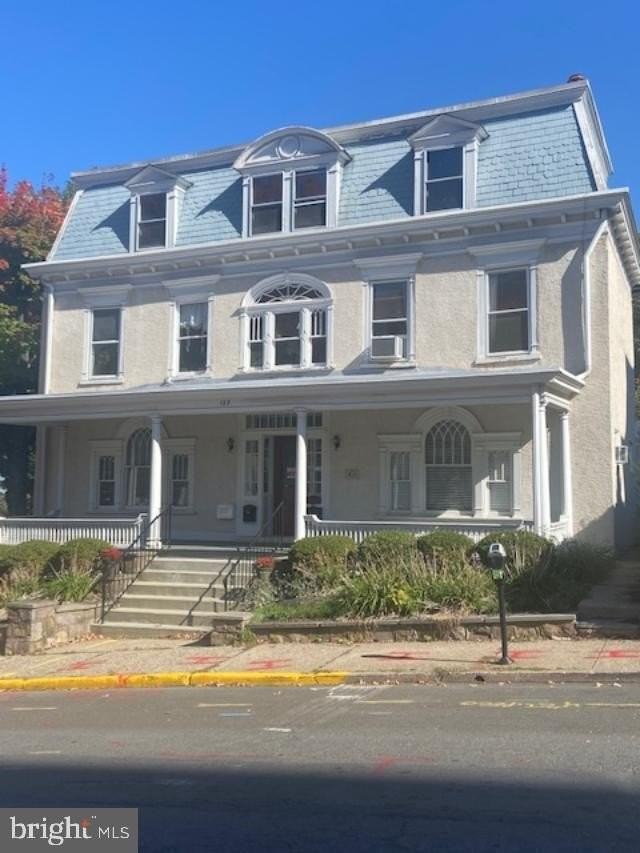 147 N Main St #2-1 - Photo 2 of 20