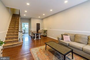 2627 E Thompson St - Photo 1 of 1