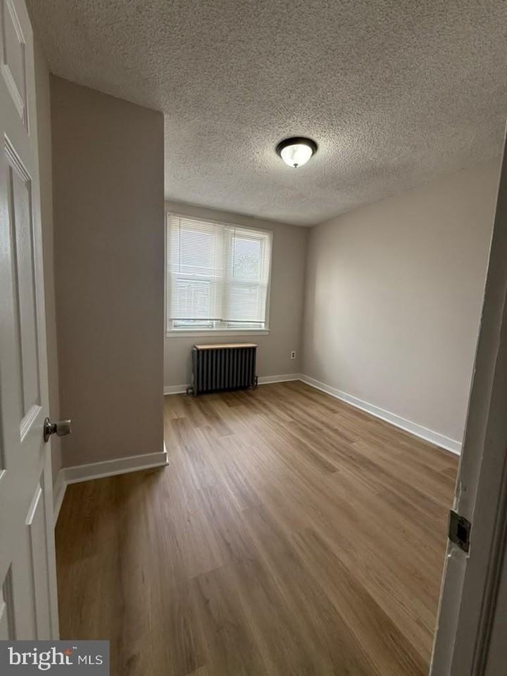 7144 Glenloch St - Photo 5 of 20