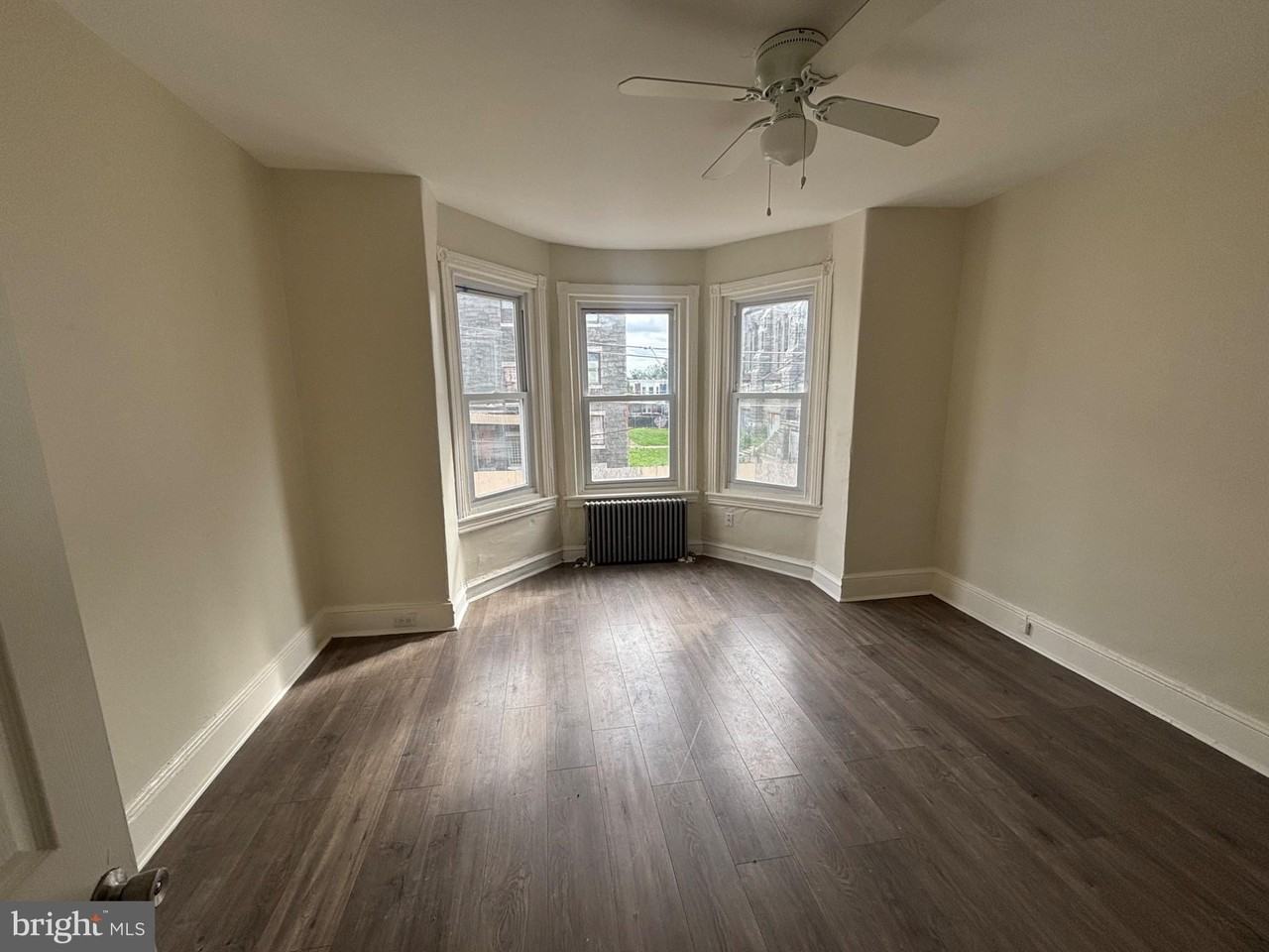 725 E Cornwall St #2 - Photo 2 of 7