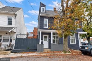 featured image of 39 S 10th St