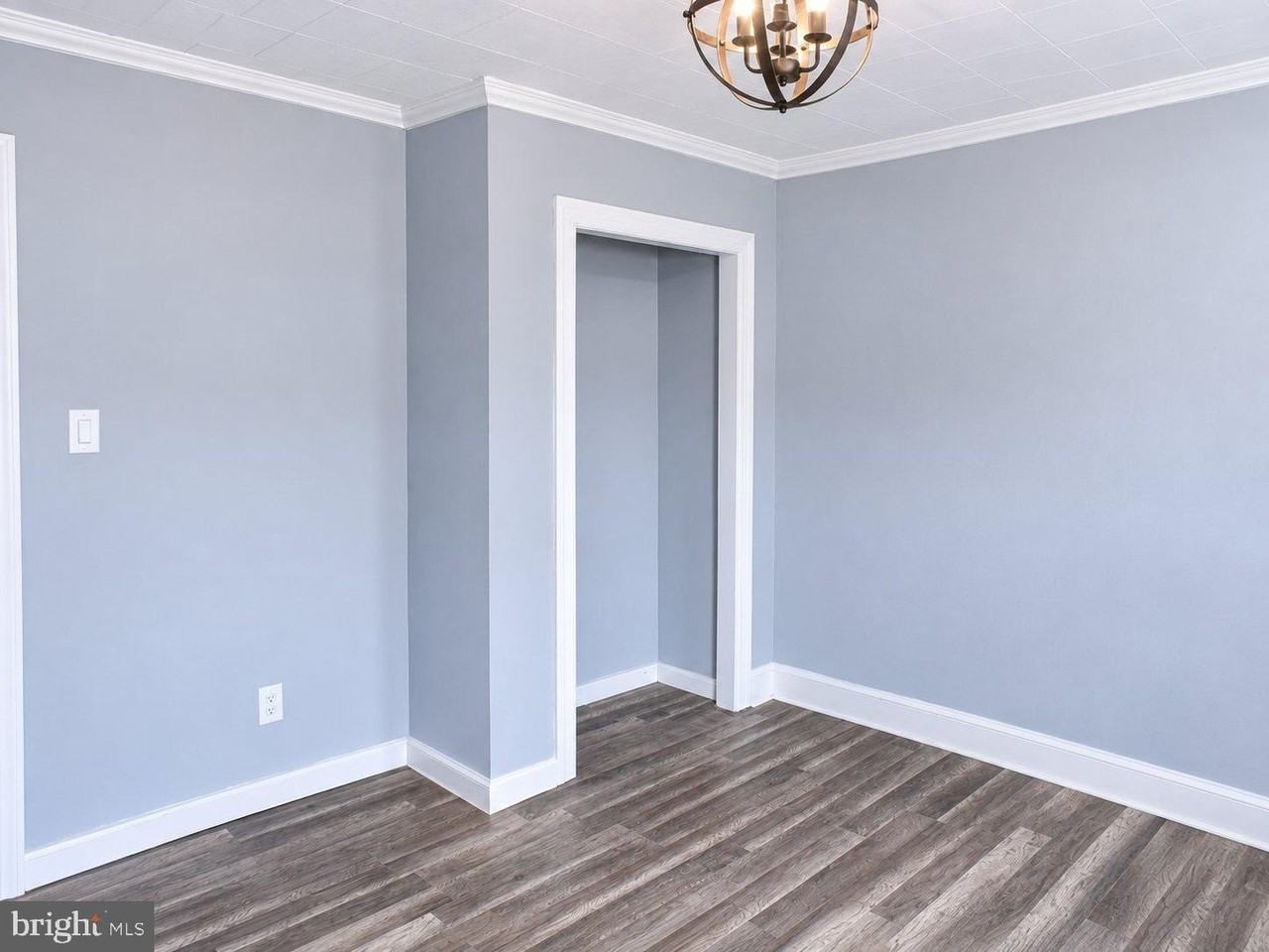 39 S 10th St - Photo 5 of 16