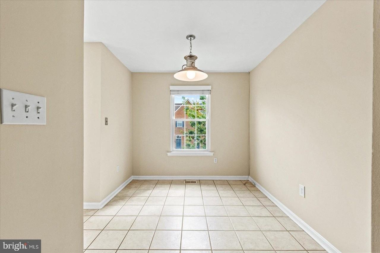 2112 Hutchison Grove Ct - Photo 5 of 40