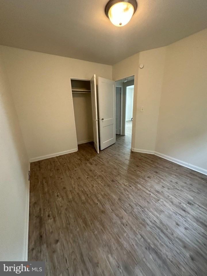 5349 Harbor Ct #95A - Photo 4 of 6