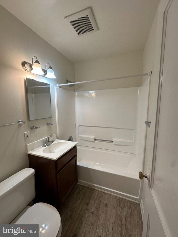 5349 Harbor Ct #95A - Photo 6 of 6
