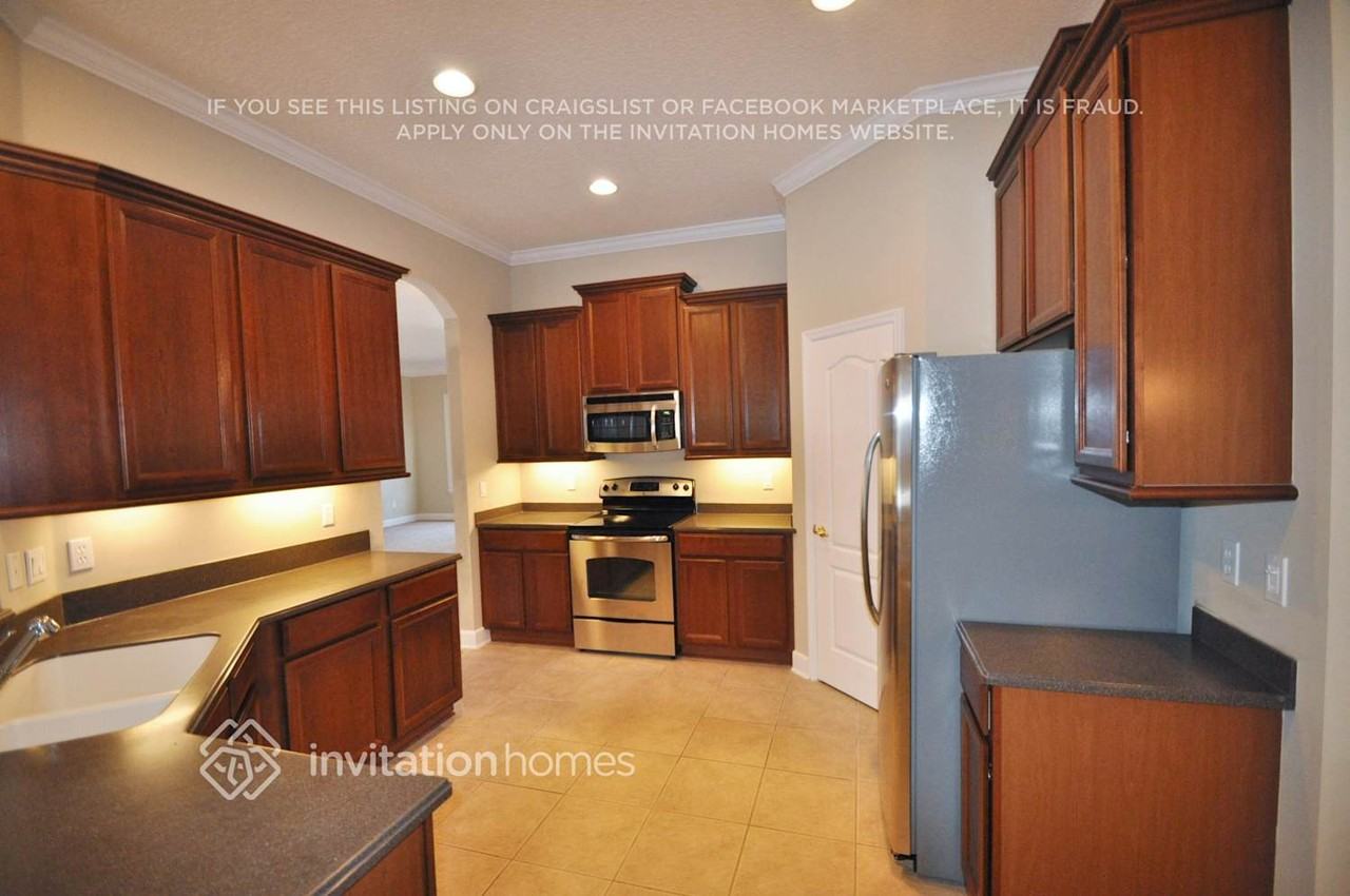 662 Hannah Park Ln - Photo 5 of 12